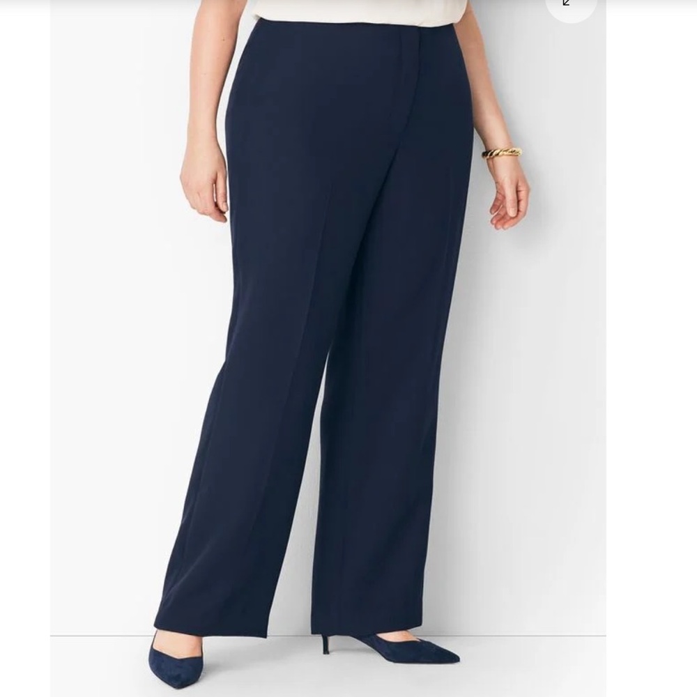 NWT Talbots Plus Size 16W Black Seasonless Crepe Straight Leg Pants